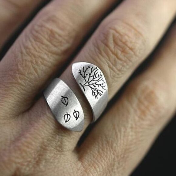 Silver Tree Of Life Ring - Picture 1 of 1